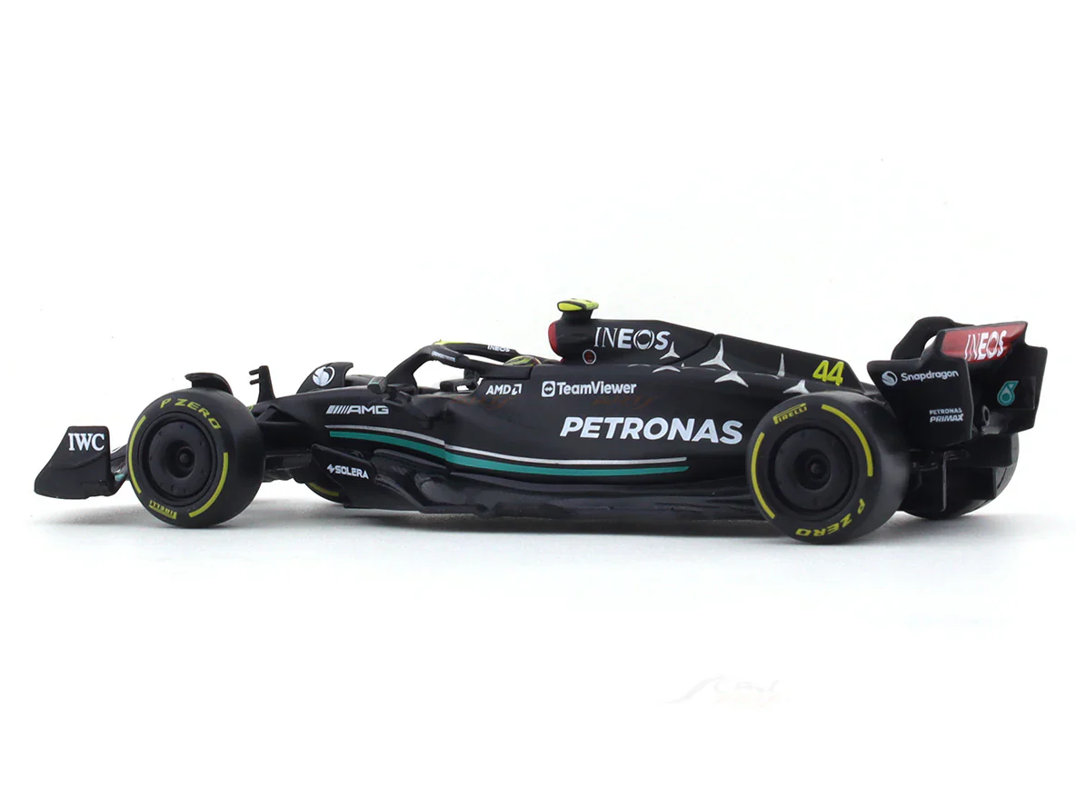2023 Mercedes-AMG W14 E Performance Lewis Hamilton 1:43 Bburago Formula 1 diecast scale model car - Image 3