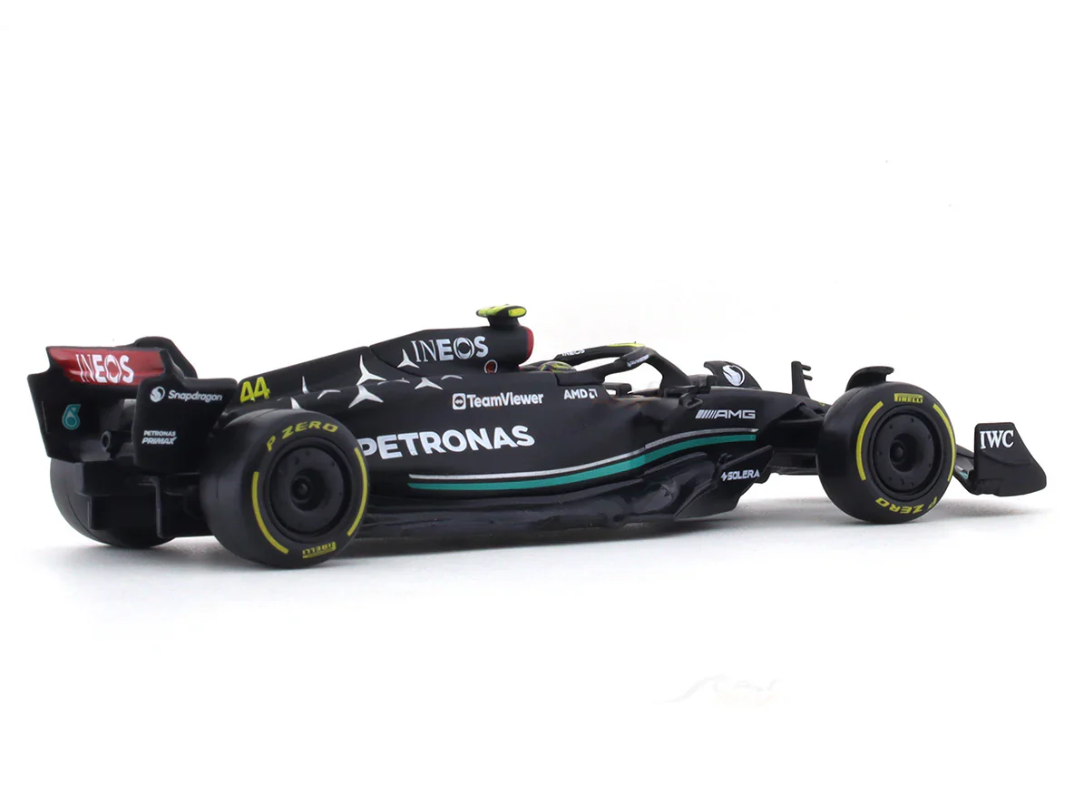 2023 Mercedes-AMG W14 E Performance Lewis Hamilton 1:43 Bburago Formula 1 diecast scale model car - Image 4