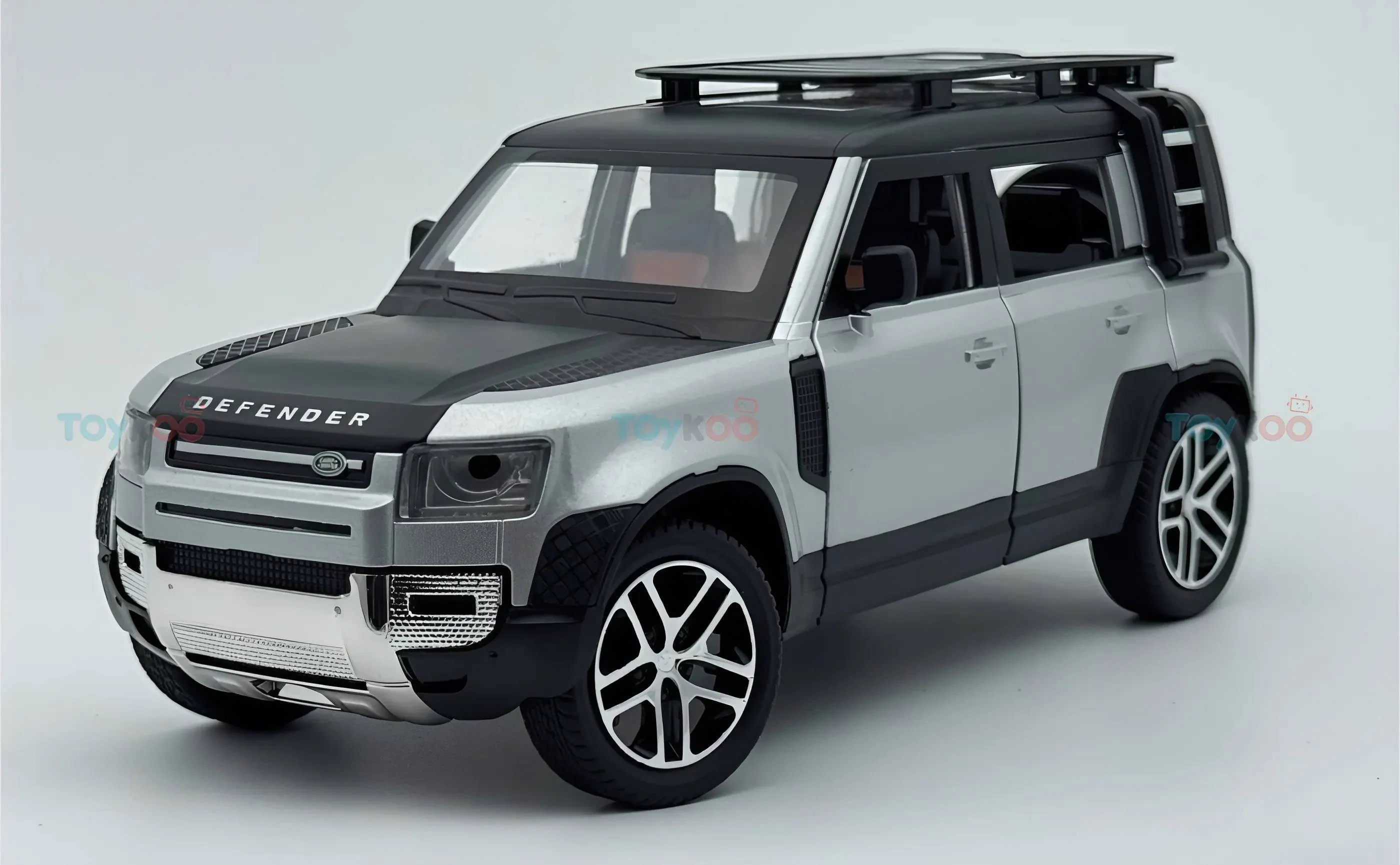 Land Rover Defender 110 1:18 diecast Scale Model car - Big Size - Image 10