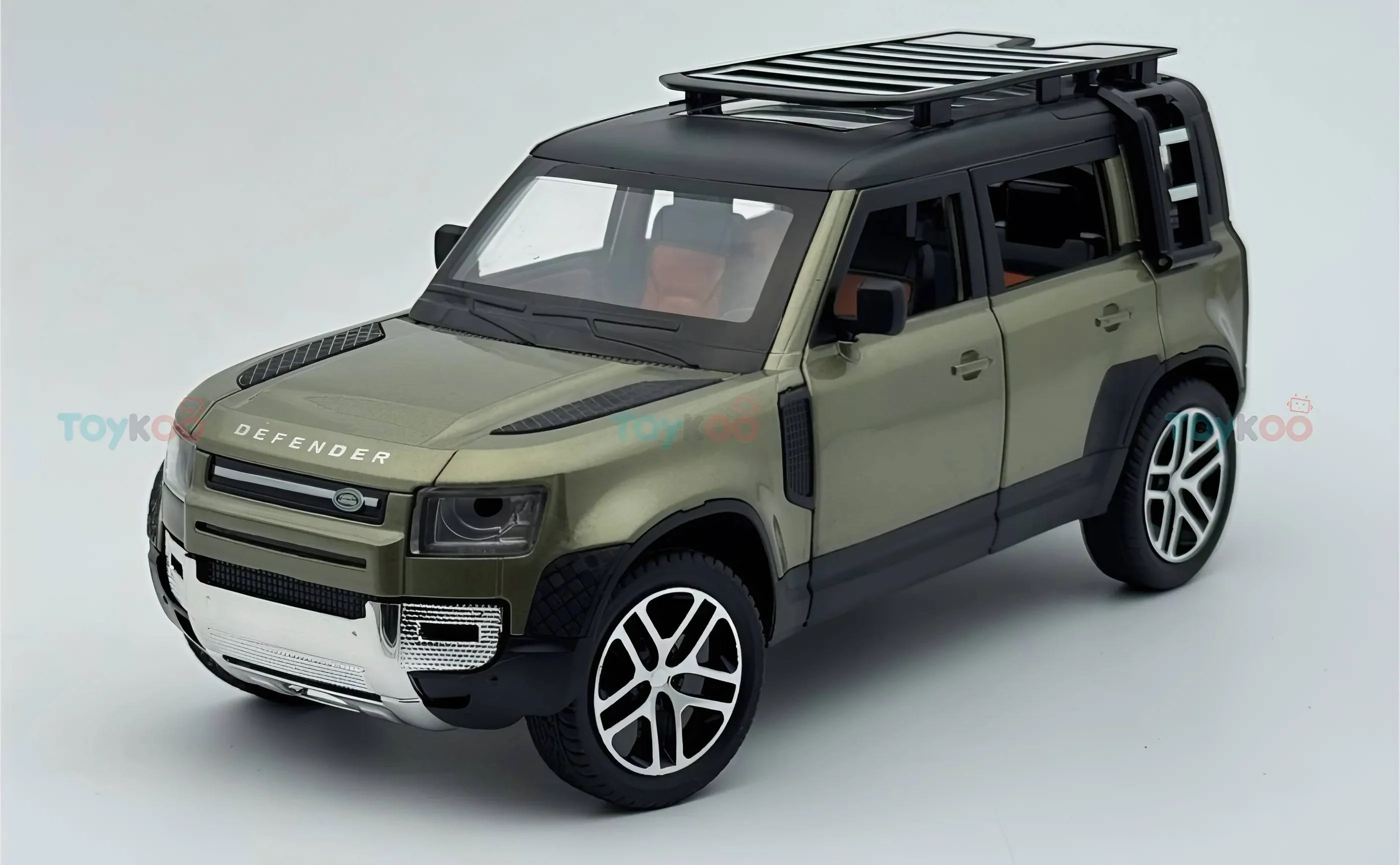 Land Rover Defender 110 1:18 diecast Scale Model car - Big Size - Image 15