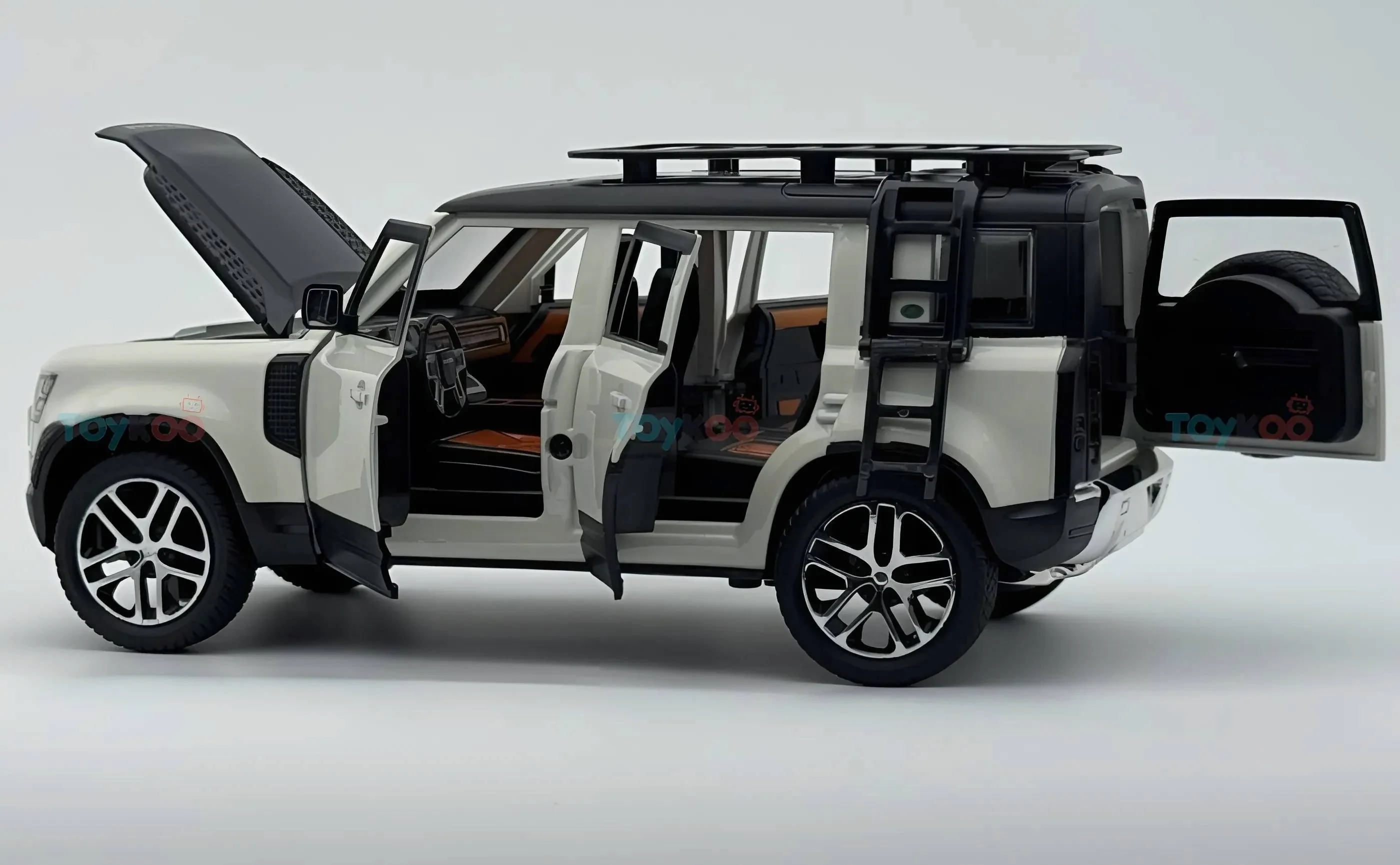 Land Rover Defender 110 1:18 diecast Scale Model car - Big Size - Image 3