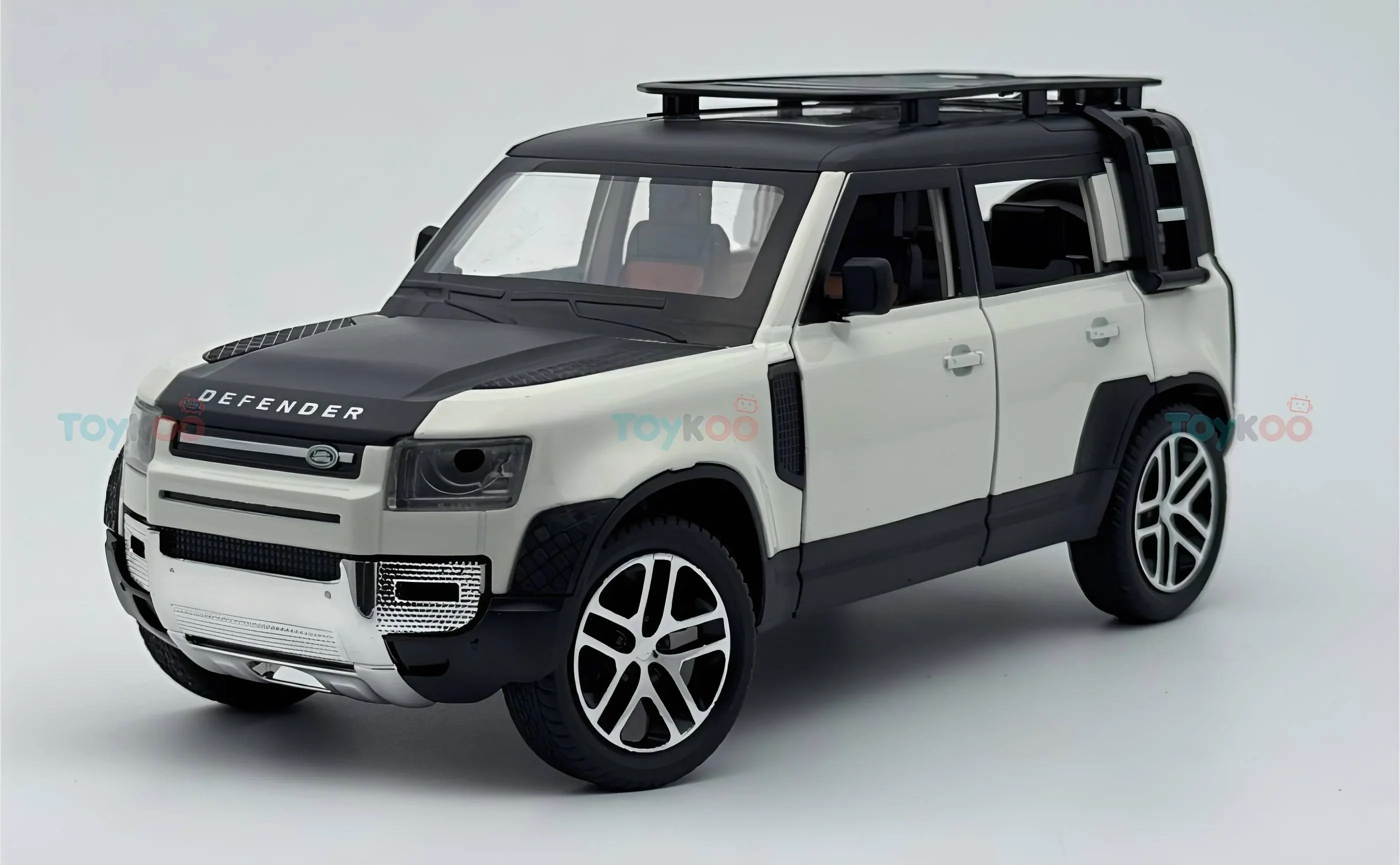 Land Rover Defender 110 1:18 diecast Scale Model car - Big Size - Image 5