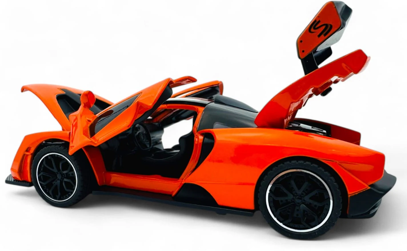 McLaren Senna Supercar 1:24  diecast scale model car collectible - Image 13