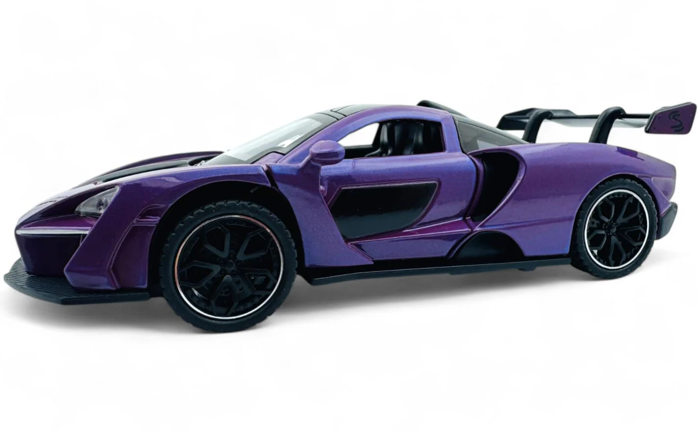 McLaren Senna Supercar 1:24  diecast scale model car collectible - Image 6