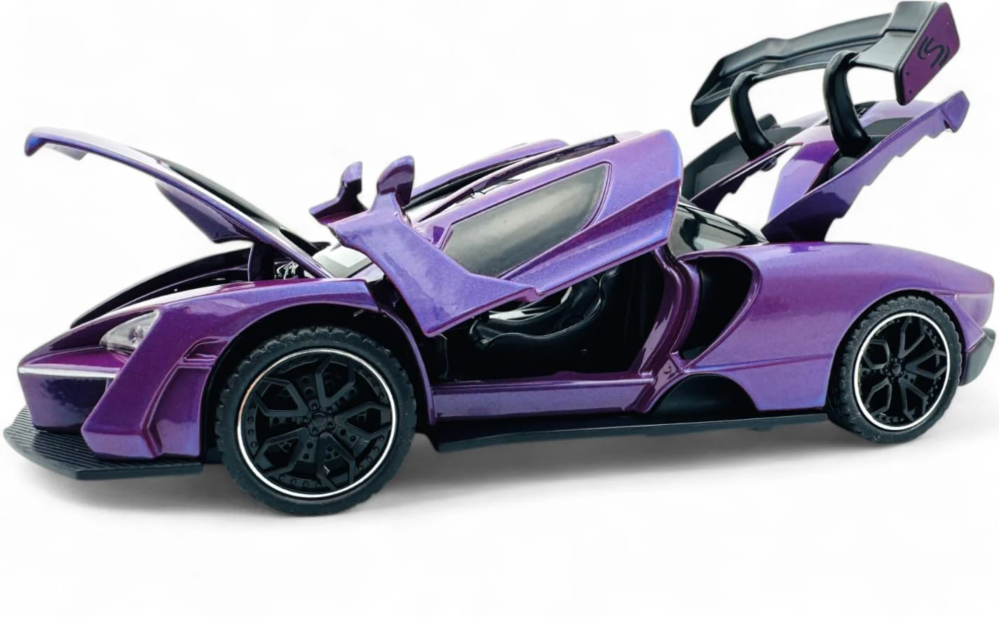 McLaren Senna Supercar 1:24  diecast scale model car collectible - Image 7
