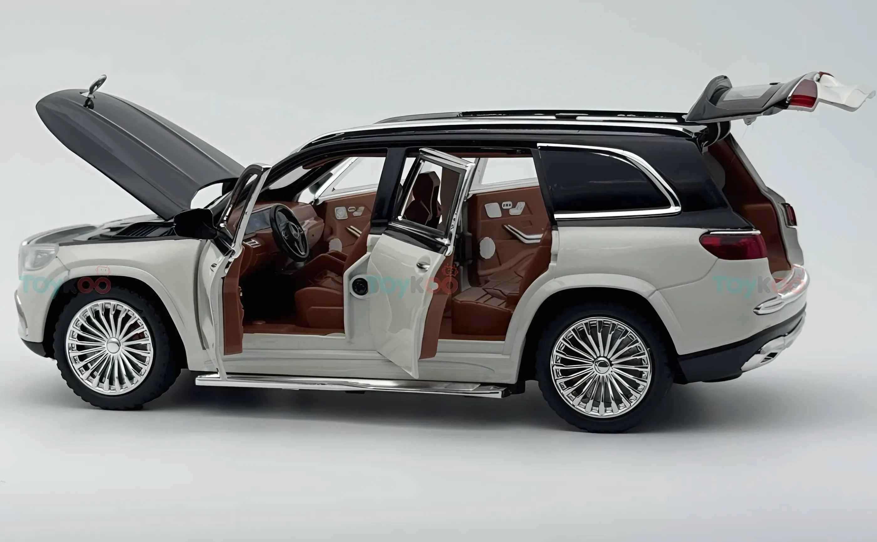 Mercedes-Benz Maybach GLS600 1:18 diecast scale model car - Big Size - Image 4