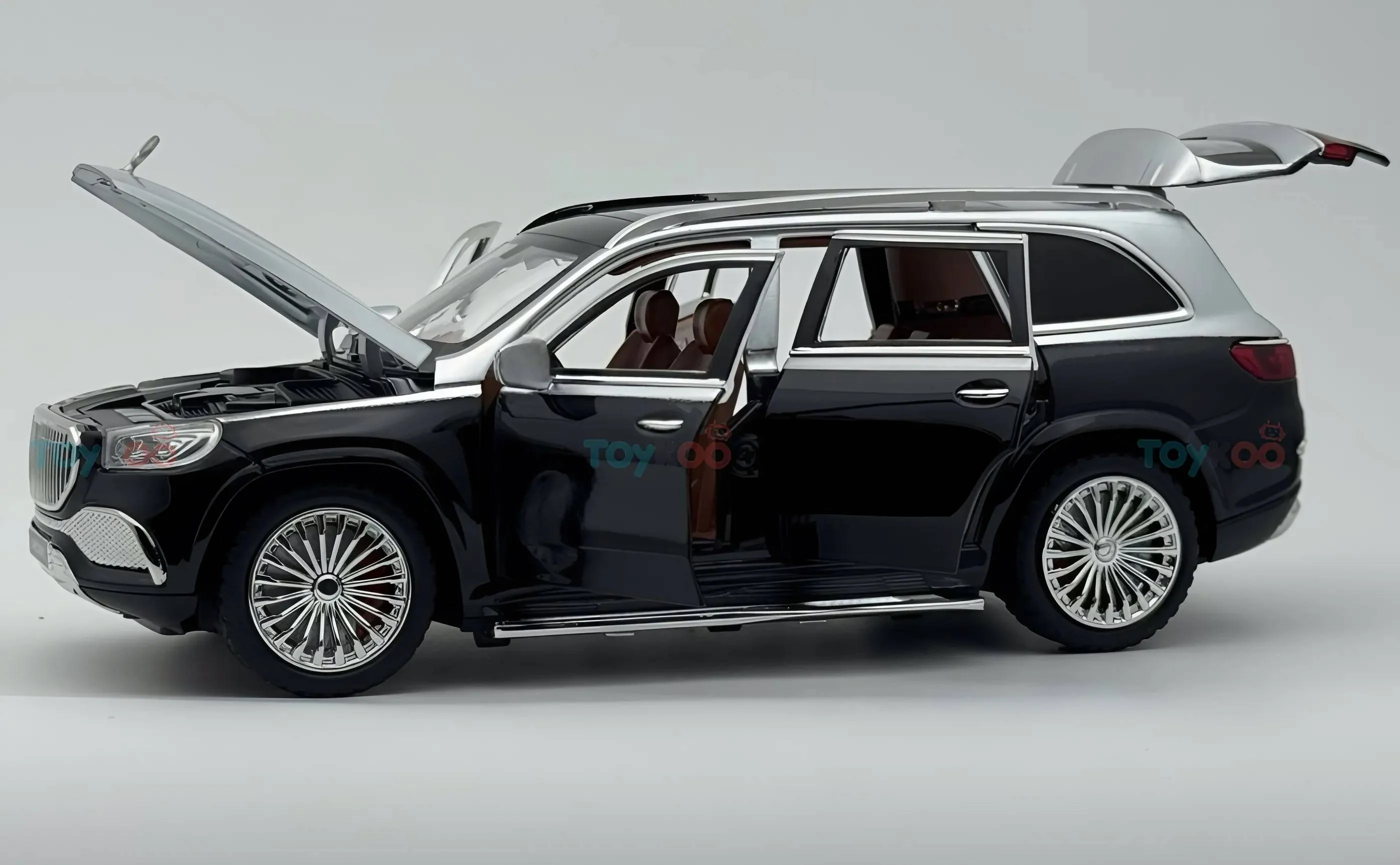 Mercedes-Benz Maybach GLS600 1:18 diecast scale model car - Big Size - Image 7