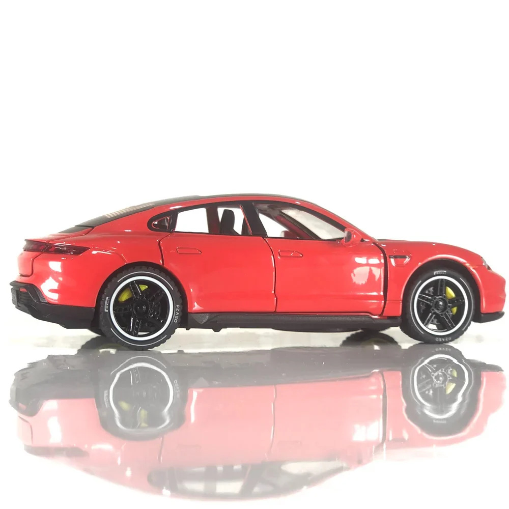 Porsche Taycan Turbo S Model 1:24 diecast scale model car collectible - Image 6