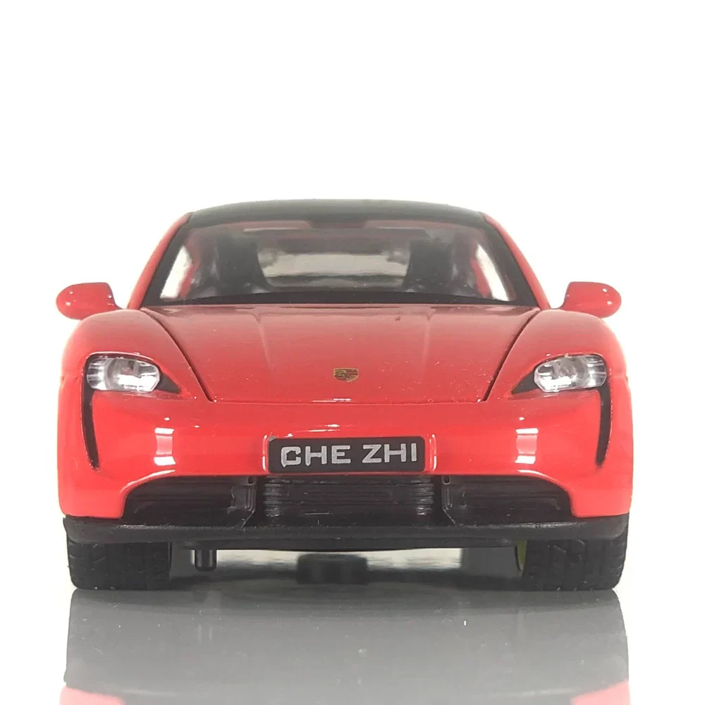 Porsche Taycan Turbo S Model 1:24 diecast scale model car collectible - Image 7