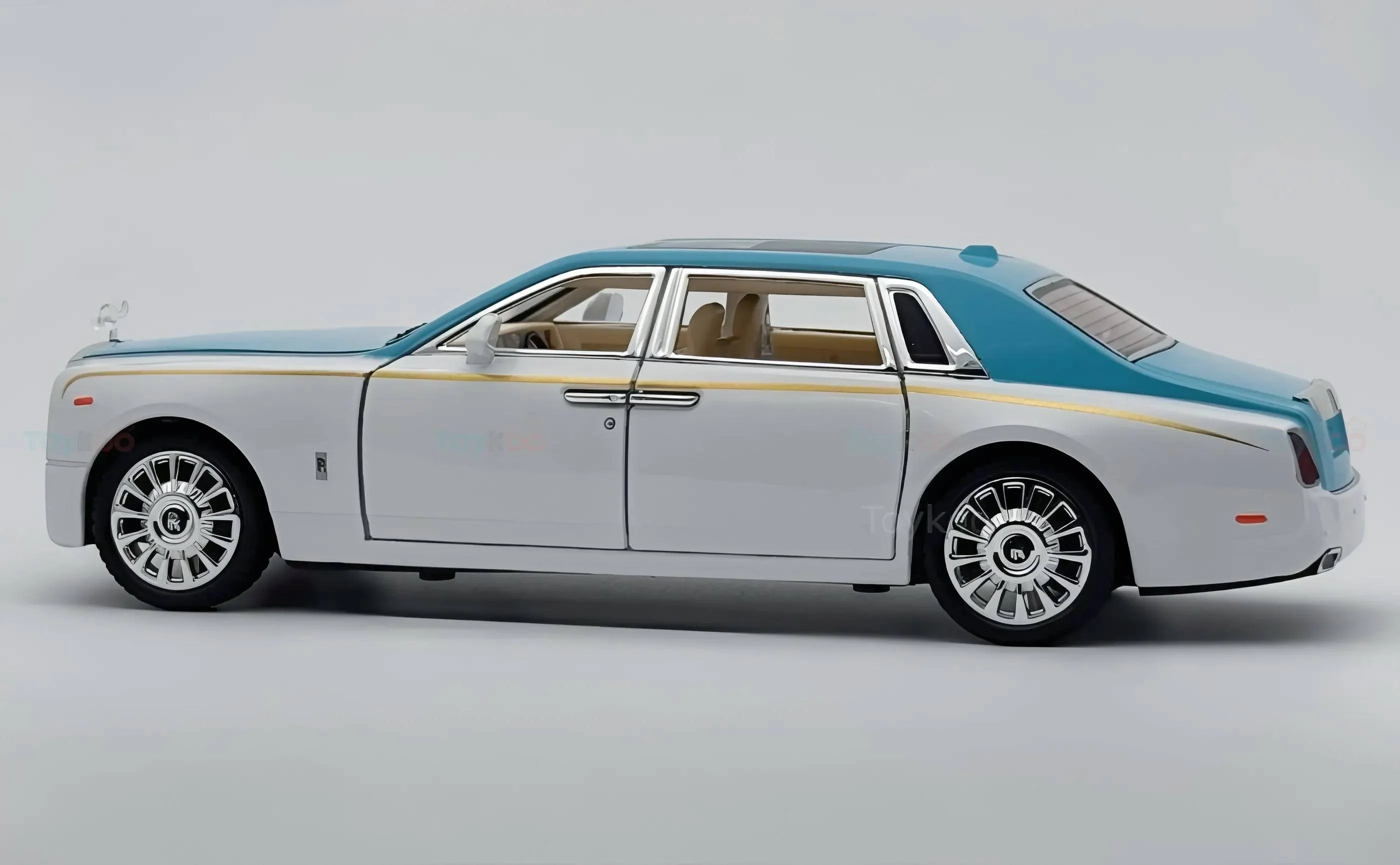 Rolls Royce Phantom VIII 1:18 diecast scale model miniature car - Big Size - Image 13