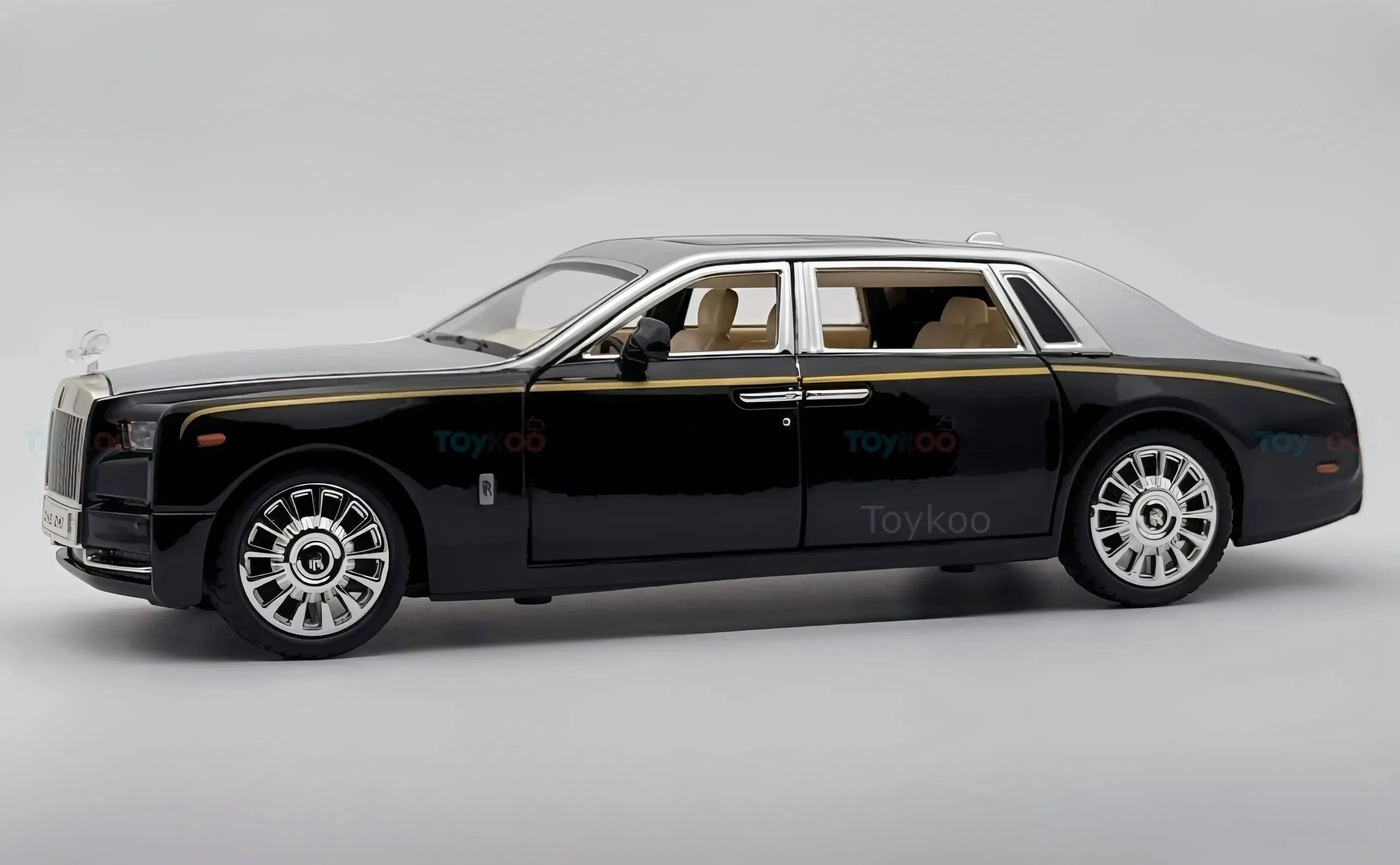 Rolls Royce Phantom VIII 1:18 diecast scale model miniature car - Big Size - Image 14