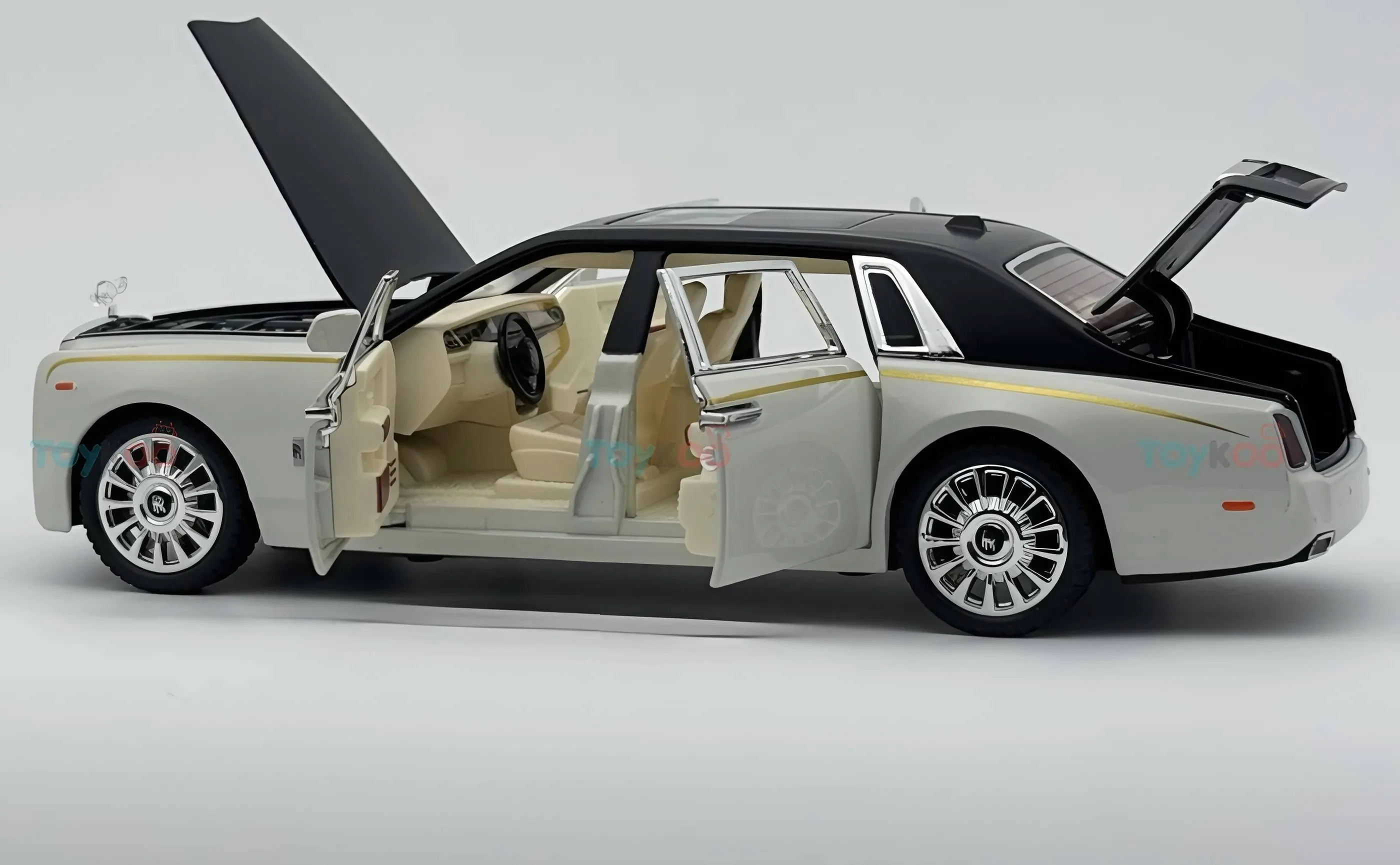 Rolls Royce Phantom VIII 1:18 diecast scale model miniature car - Big Size - Image 4